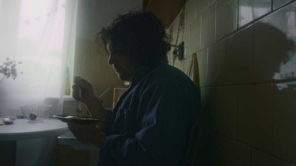 eating-SBI-349413632